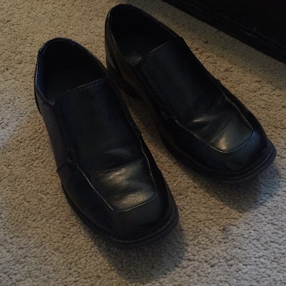 Boys dress shoes